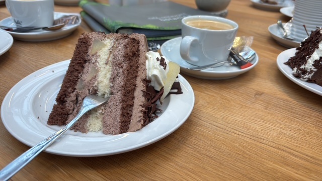 ABBA3BC0 9A0F 4E85 A28B EA18D562F6E8